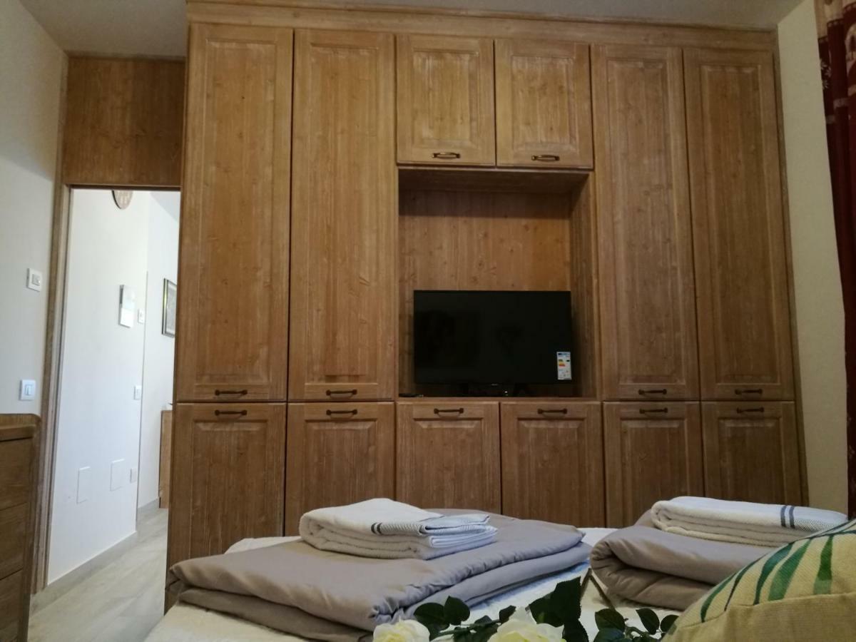 Al Salgiar Apartment Tuenno Bagian luar foto